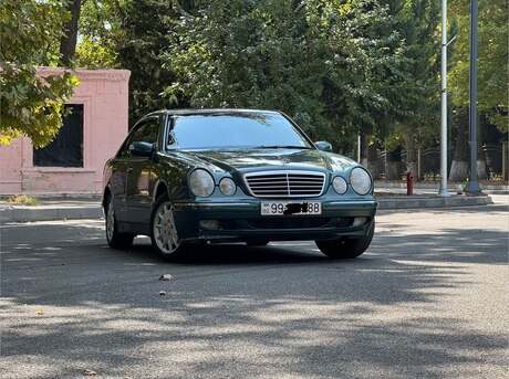 Mercedes E 200 2000