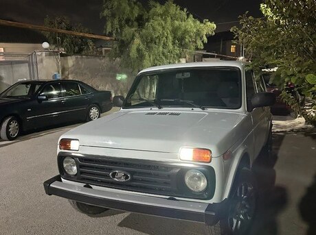 LADA (VAZ) Niva 2014