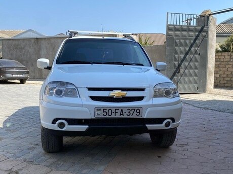Chevrolet Niva 2012