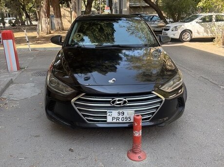 Hyundai Elantra 2016