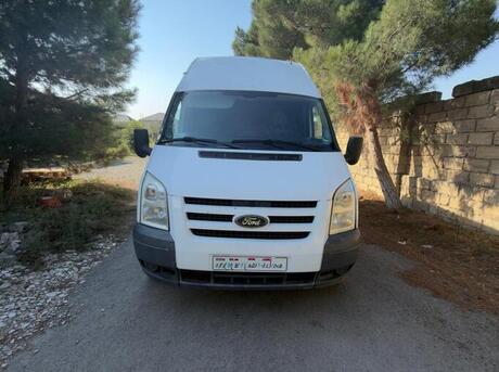 Ford Transit 2010