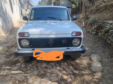 LADA (VAZ) Niva 1998