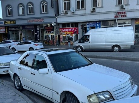 Mercedes C 230 1998
