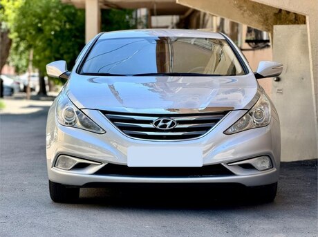 Hyundai Sonata 2013