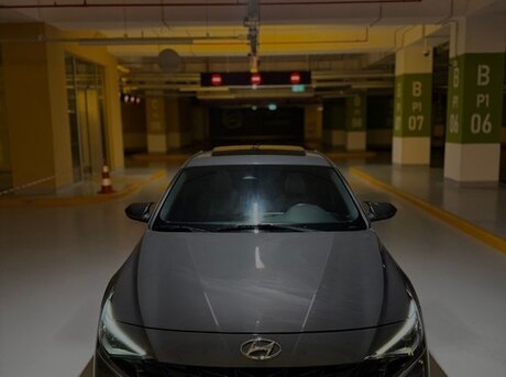 Hyundai  2023