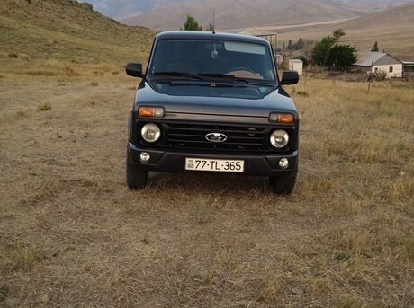 LADA (VAZ) Niva 2021