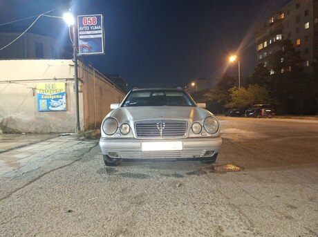 Mercedes E 240 1998