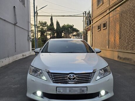 Toyota Camry 2014