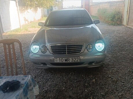 Mercedes E 200 2000