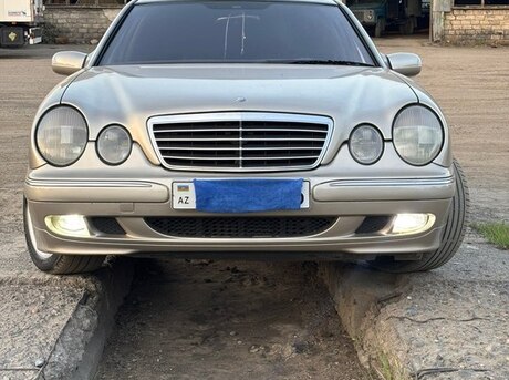 Mercedes E 220 1999