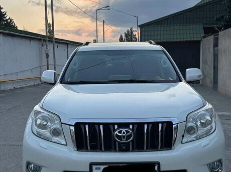 Toyota Land Cruiser Prado 2012