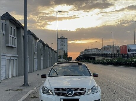 Mercedes C 250 2012