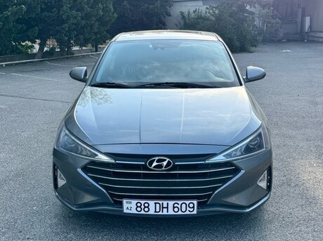 Hyundai Elantra 2018