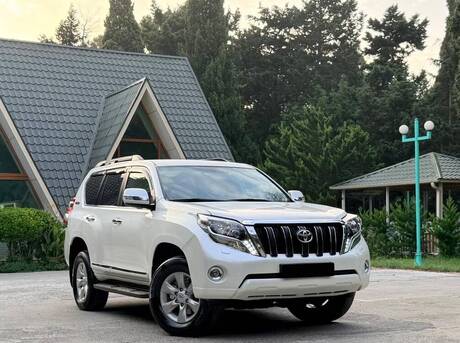 Toyota Land Cruiser Prado 2012