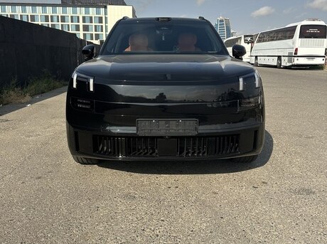Lynk &amp; Co  2025