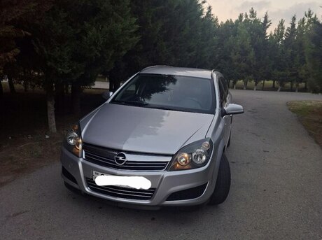 Opel Astra 2008