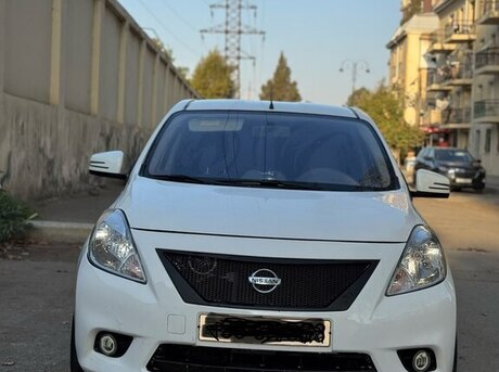 Nissan Sunny 2011
