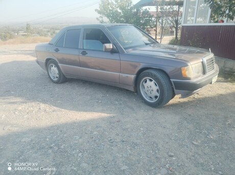 Mercedes 190 1991