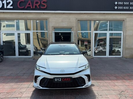 Toyota Camry 2026