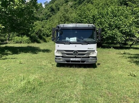 Mercedes Atego 818 2011