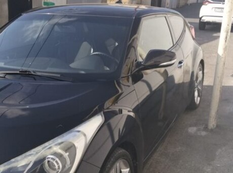 Hyundai Veloster 2012