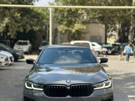 BMW 530e 2021