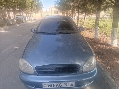 Daewoo Lanos 2010