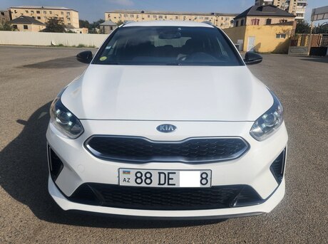 Kia  2021