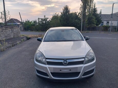 Opel Astra 2006