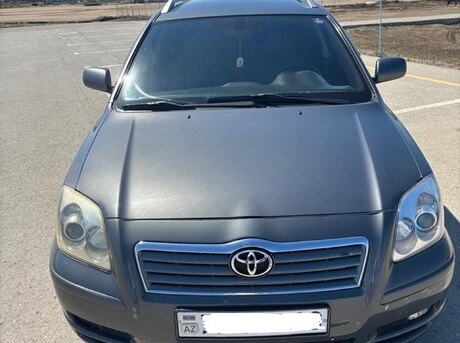 Toyota Avensis 2004