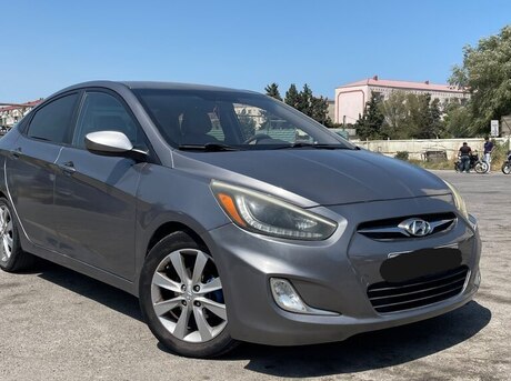 Hyundai Accent 2014