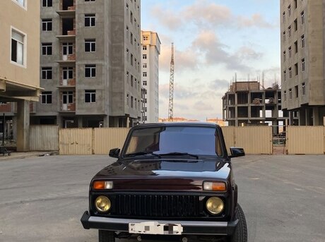 LADA (VAZ) Niva 2012