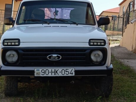 LADA (VAZ) Niva 2010