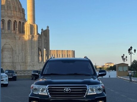 Toyota Land Cruiser 2013