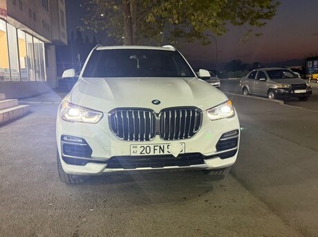 BMW X5 2019