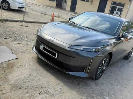 Changan Qiyuan A05 2025