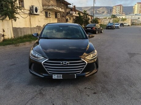 Hyundai Elantra 2017