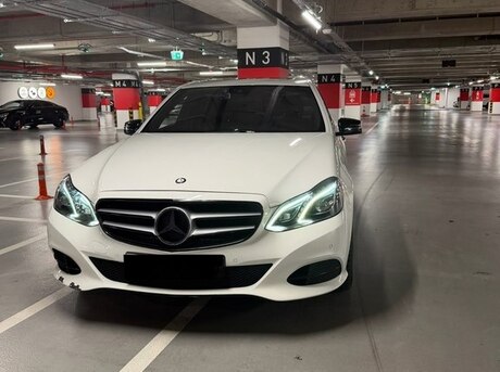 Mercedes E 220 2015