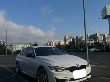 BMW 328 2013