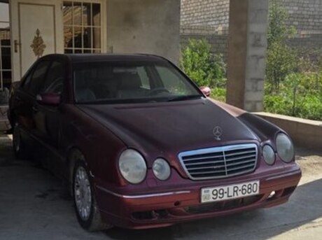Mercedes E 220 1999