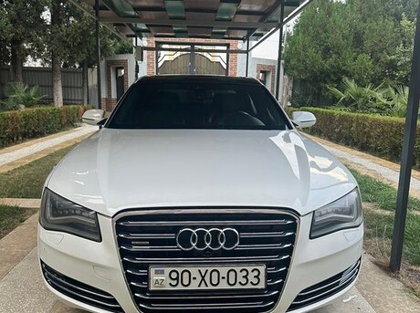 Audi A8 2011