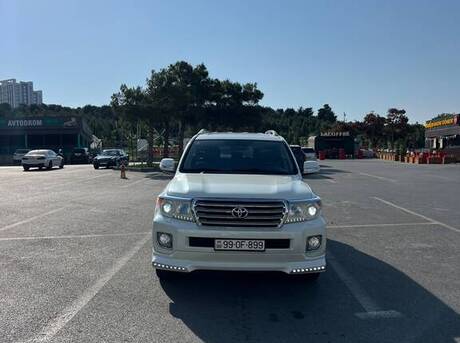 Toyota Land Cruiser 2013