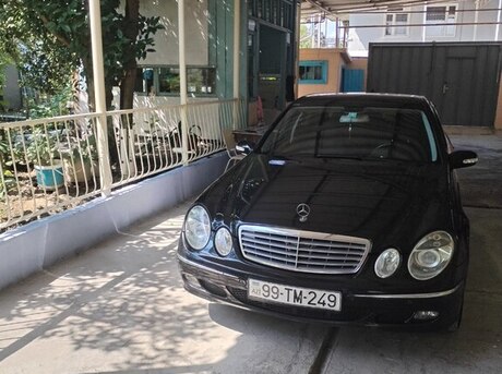 Mercedes E 220 2005