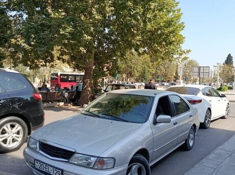 Nissan Sunny 1997