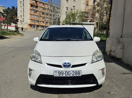 Toyota Prius 2012