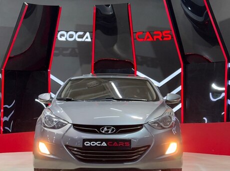 Hyundai Elantra 2012