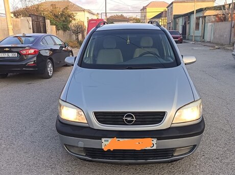 Opel Zafira 1999