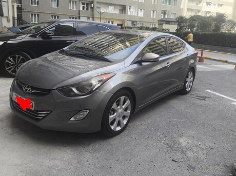 Hyundai Elantra 2013