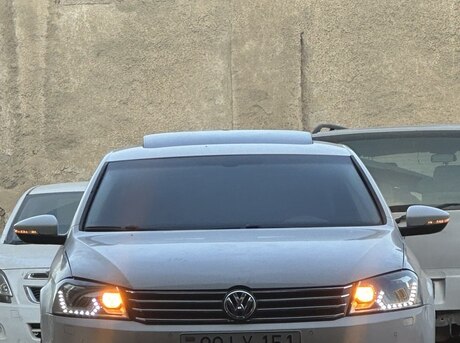 Volkswagen Passat 2011