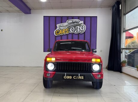 LADA (VAZ) Niva 2012
